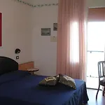 Primavera Sul Mare Hotel 3*