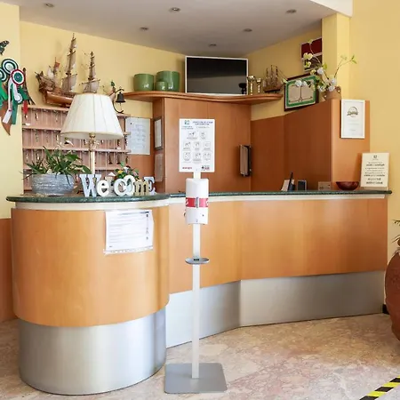 Primavera Sul Mare Hotell 3*