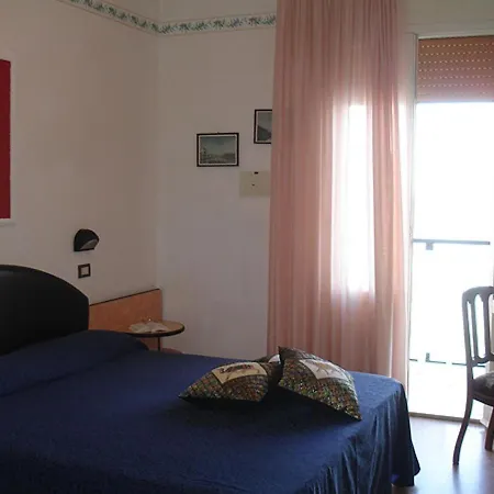 Primavera Sul Mare Hotel 3*