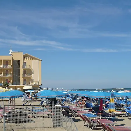 호텔 Primavera Sul Mare 리도 디 사비오