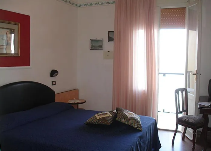 Primavera Sul Mare Hotel 3*