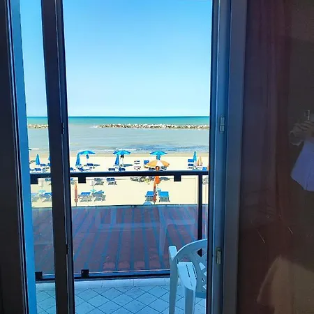 Primavera Sul Mare Hotel 3*