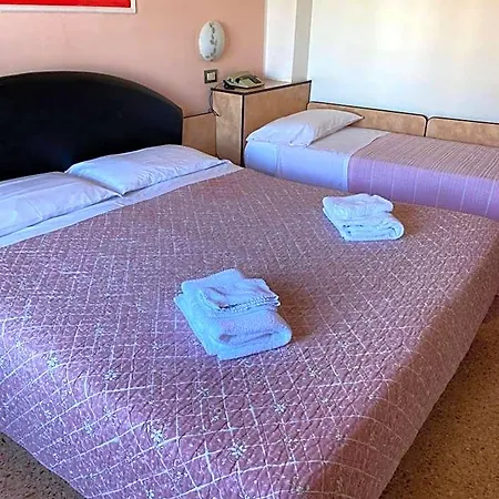 Hotel Primavera Sul Mare 3*