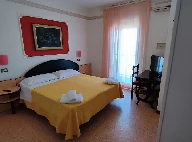 Primavera Sul Mare Лидо-ди-Савио